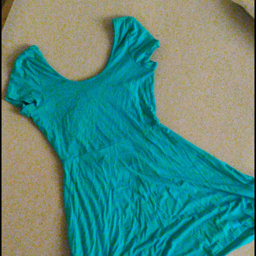 Turquoise Bear Back Short Flowey Dress